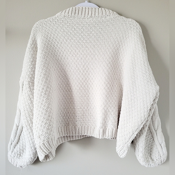 Sadie & Sage Anthropologie Women's Cropped Chunky Cable Knit Sweater Oversized - Picture 10 of 16